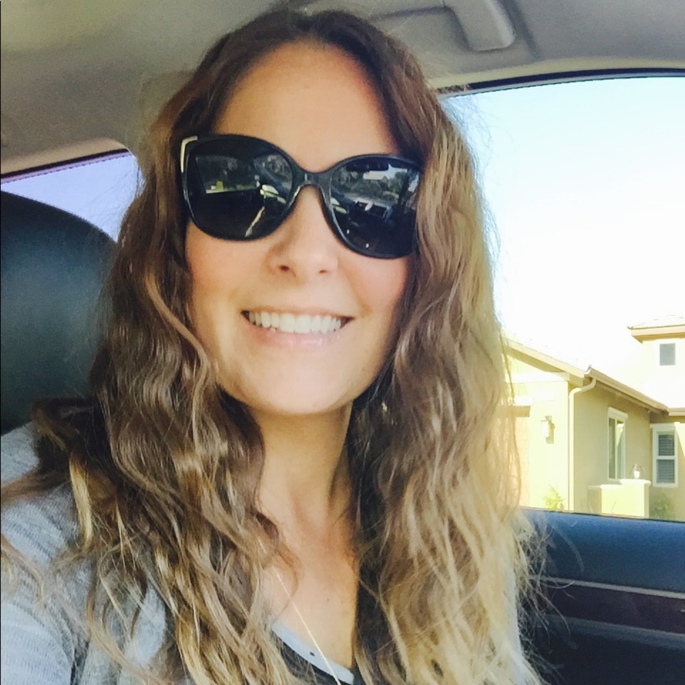 Meet your Posher, Elle